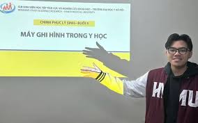 Nam sinh hai lần được trao tặng Huân chương Lao động